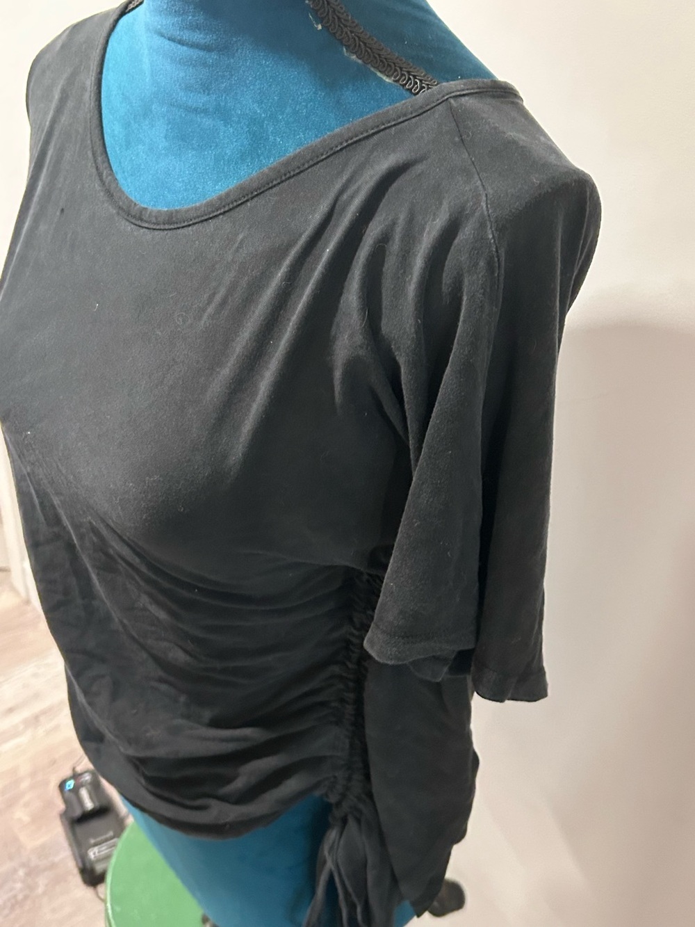 Rudsak Jersey Black Women's Ruched Side Tie Top. sz small